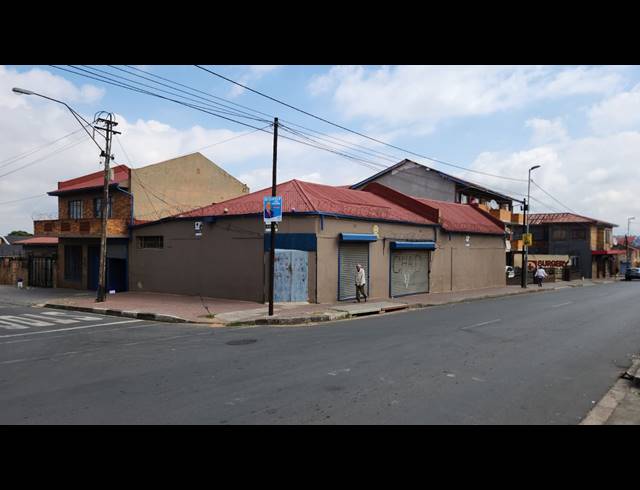 485M² BUILDING FOR SALE IN NEWCLARE